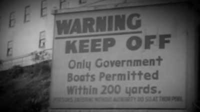 [reporter] It's hail
and farewell to Alcatraz. - Mysteries of the Abandoned