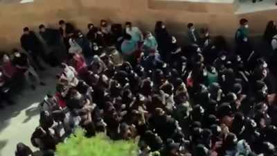 [reporter] Protests across Iran
have been going on now - A Revolution on Canvas