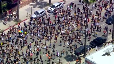 REPORTER: Protests
against police brutality - Sound of the Police