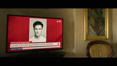 REPORTER [SPEAKING SPANISH]:
British authorities
have released this image - The Day of the Jackal