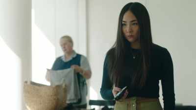 Reporter:
That really does
make me think twice - High Maintenance