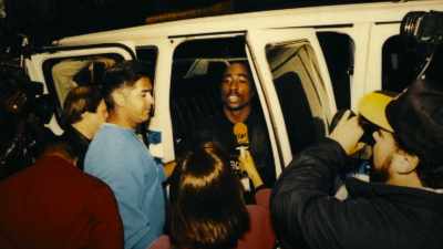 [reporter] The rap singer
and actor was arrested - Dear Mama