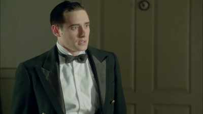 [REPORTERS MURMURING] - Grand Hotel