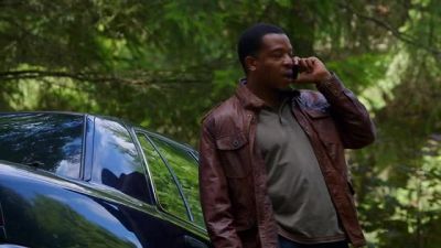 Requesting backup
at 1534 Wilder Road. - Grimm