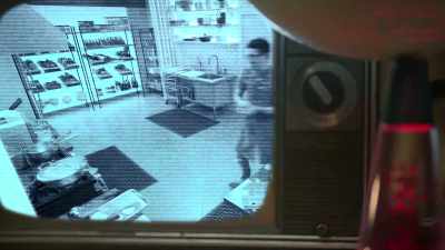 -(rewinding, slow motion)
-(thud) - Secret Chef