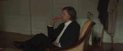 REYNARD I don't know who's famous anymore - French Exit