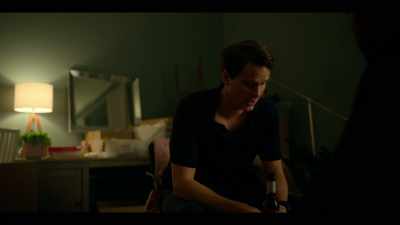 - [REZA] And?
- Only stains in his record - Young Wallander