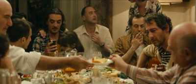 -Rezo. It's late.
-Ok, let's go. - My Happy Family