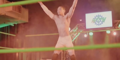 -[Riccaboni] Here he comes! Haafiz!-[crowd cheering] - Monster Factory