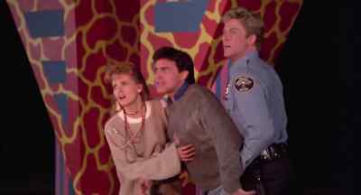 - Rich! Paul!
- Mike, Mike! It's too late buddy. - Killer Klowns from Outer Space