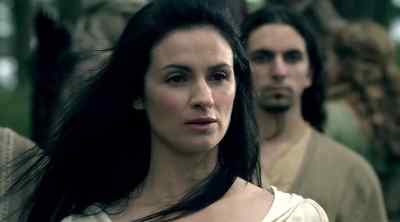 Richard almost kissed me last night. - Legend of the Seeker