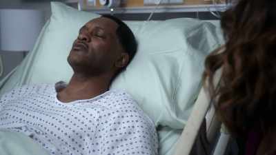 [Richard groans]
Baby, where is he? - Tyler Perry's The Oval