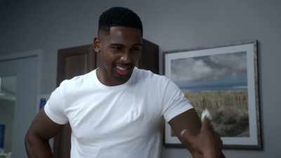 Richard: Just keep
your head cool, all right, - Tyler Perry's The Oval