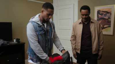 [RICHARD SIGHS]
STOP IT. - Tyler Perry's The Oval