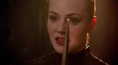Richard, what does it say? - Legend of the Seeker