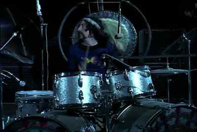Rick, are you doing a run down
from D to the B, - Pink Floyd: Live at Pompeii