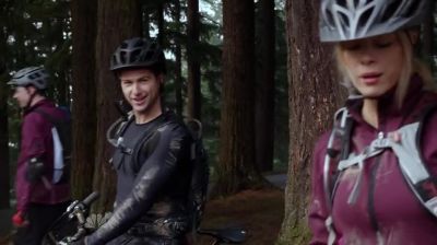 (Ricky) Hey, Bella. - Grimm