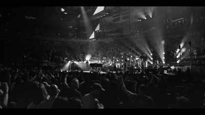 RICKY:
It's filled all the way up - Billy Joel: The 100th - Live at Madison Square Garden