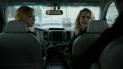- Ride or die.
[clicks tongue] - Good Girls
