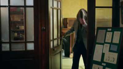 Right, a quick hiatus, I think,
Mrs Hall. - All Creatures Great & Small