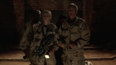 - Right, all set. Let's go.
- Colonel O'Neill! - Stargate SG-1