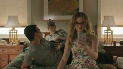 Right, babe?
[laughs] - Everything's Gonna Be Okay