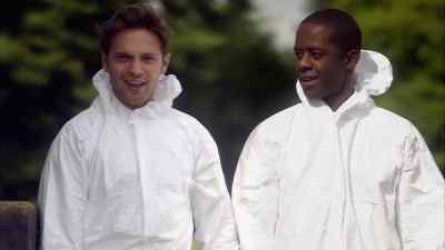 - Right, back to London,
a few beers at Eddie's. - Hustle
