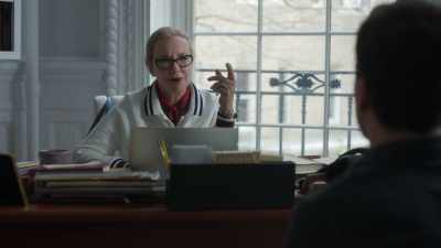 - Right, she did Hamilton.
- No. No. She, um, - Fleishman Is in Trouble