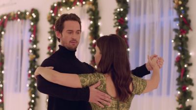 Right good This is your frame ok - The Christmas Waltz