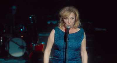 Right? I drilled a hole
in the wall, so I can see. - Cabaret Maxime