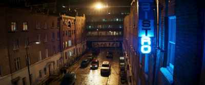 Right, I'm gonna go in there, - Last Night in Soho