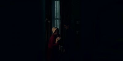 Right, just hold
the back of her head. - The Handmaid's Tale