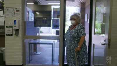 Right. (LAUGHS)
This is... (LAUGHS) - Miriam Margolyes: Australia Unmasked