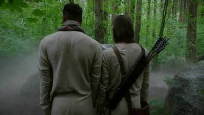 Right or left? - The Magicians