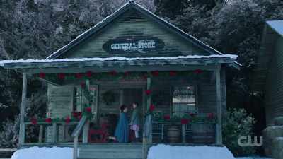 - Right. Let's get inside. - The Waltons' Homecoming