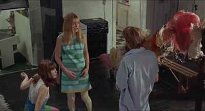 Right, let's move. Out. - Blow Up