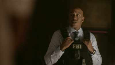 Right, we need to find out
what's motivating her, - The Rookie: Feds
