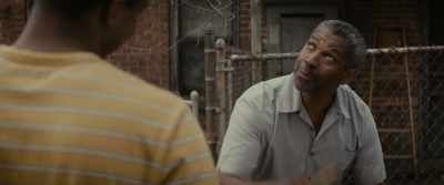 Right now, when I get $264,
I'm gonna get that roof fixed. - Fences