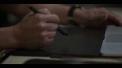 Right now I'm erasing
the compressed air can, - Marvel's 616