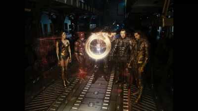Right, probably
'cause he didn't think - Zack Snyder's Justice League