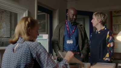 Right.
Right, come on, - The Trouble with Maggie Cole
