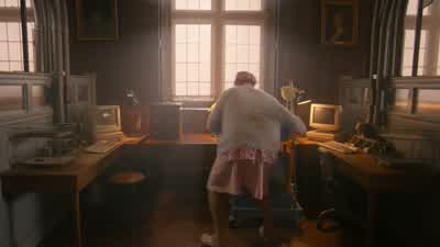 Right! Darkest Peru. - - Two hundred items! I knew that lady was hiding something. - - - Paddington