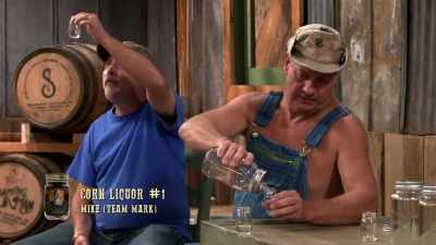 -Right.
-[tickle] I'll tell you what, - Moonshiners: Master Distiller