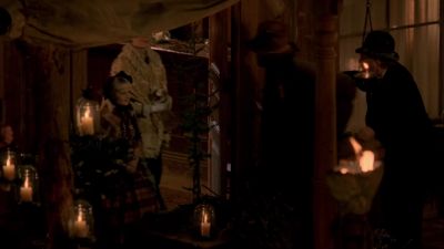 Right this way, Mrs. Ellsworth. - Deadwood