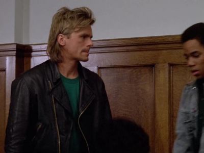 Riley, Bozer, you both know Mac best. - MacGyver