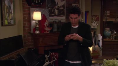 (ringtone playing louder) - How I Met Your Mother