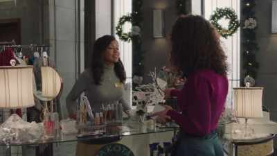Rio, I can explain-- - Christmas 9 to 5