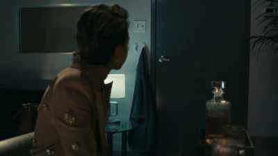 - [Rita] Rita. - Uppercut