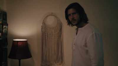 River, come downstairs. I need
your help with the dishes. - House of Chains
