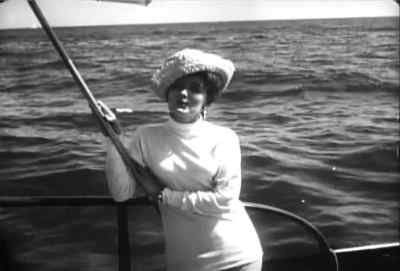 [roaring] - Creature from the Haunted Sea